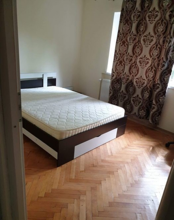 Inchiriere apartament 2 camere Piata Resita