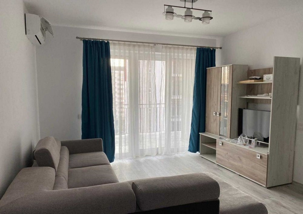 Apartament 3 camere este situat pe Aleea Moldovita