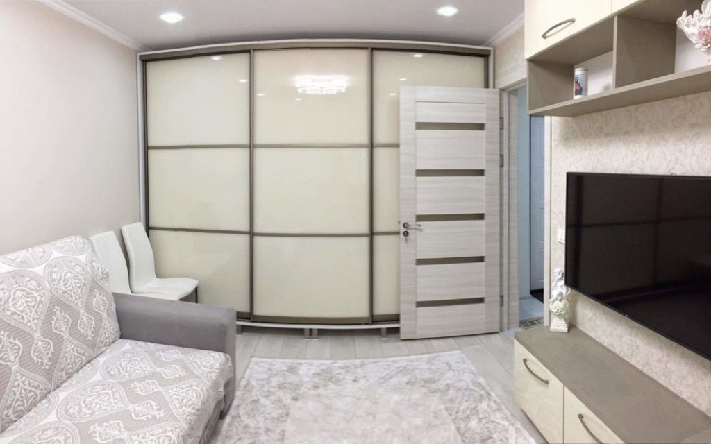 Apartament 2 camere decomandat, zona Turda