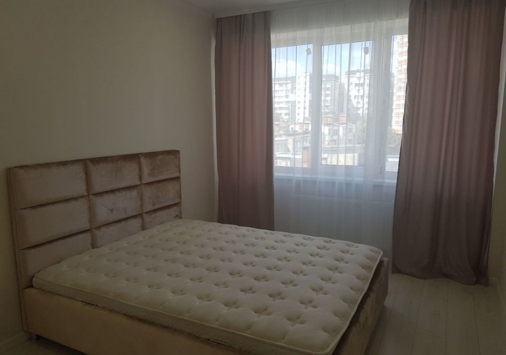 Garsoniera in zona UNIRII