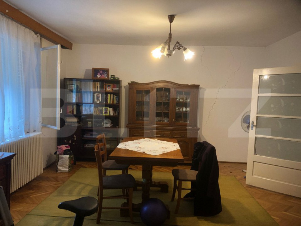 Casa cu anexe , 104mp, zona Angel Saligny