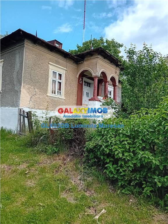 Casa batraneasca teren Glodeni