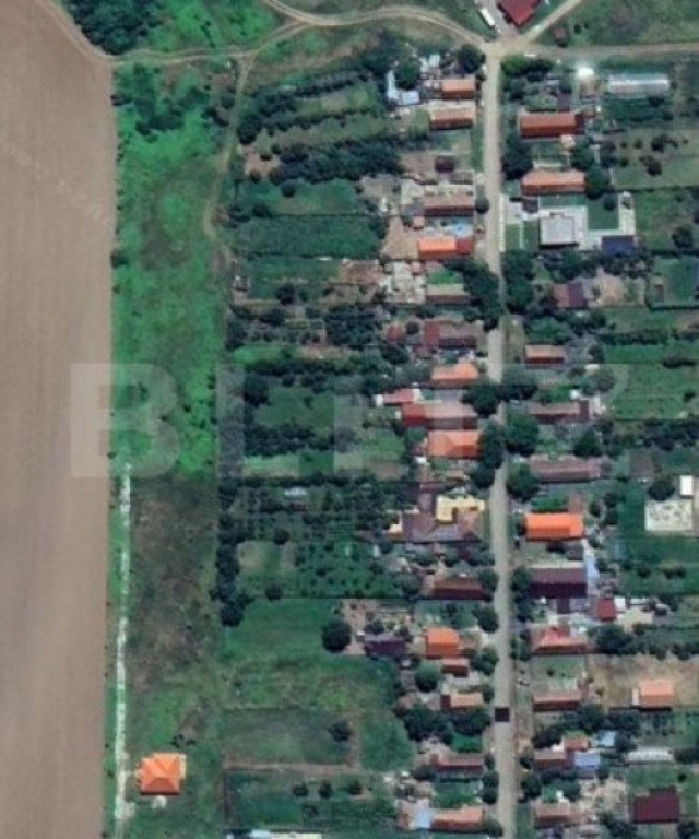 Teren intravilan 1000 mp cu doua fronturi, zona Giarmata