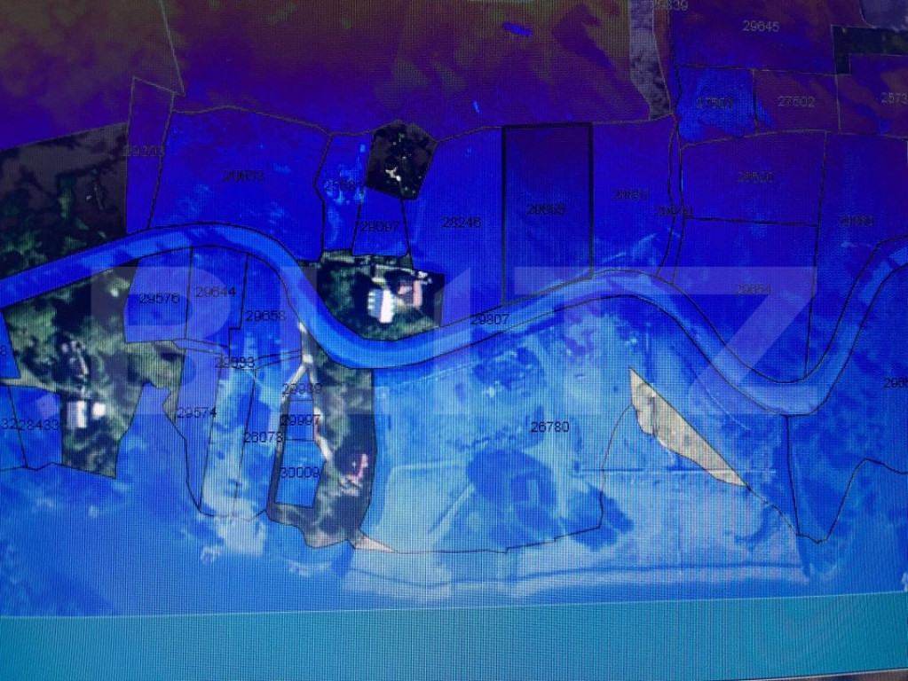 Teren INTRAVILAN 29 arii, Colibita