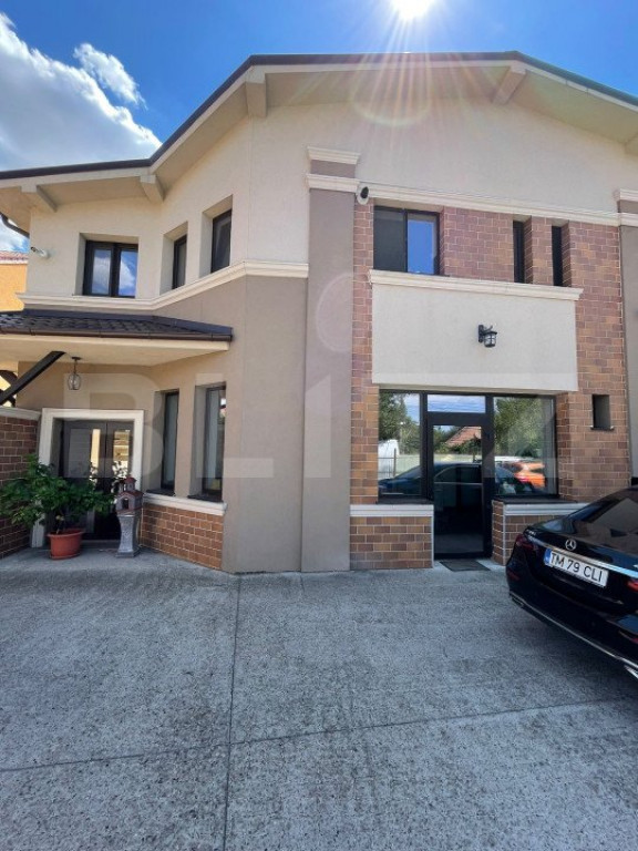 Cladire de birouri, 700 mp, zona Mircea cel Batran!