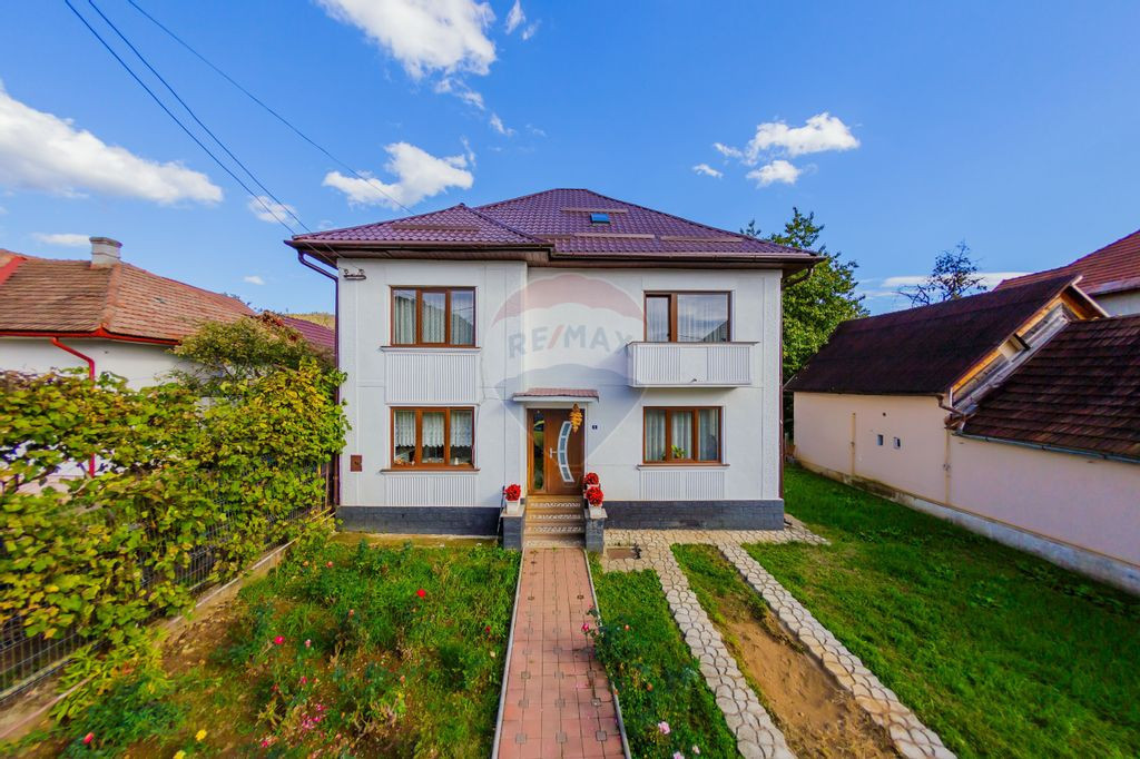 Casă de vânzare în zona Parcului Mare LOCATIE UNICA