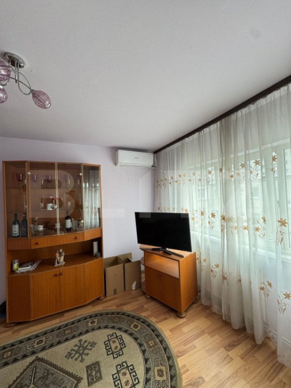 !! Apartament 2 camere, semidecomandat zona Garii - Liviu Re
