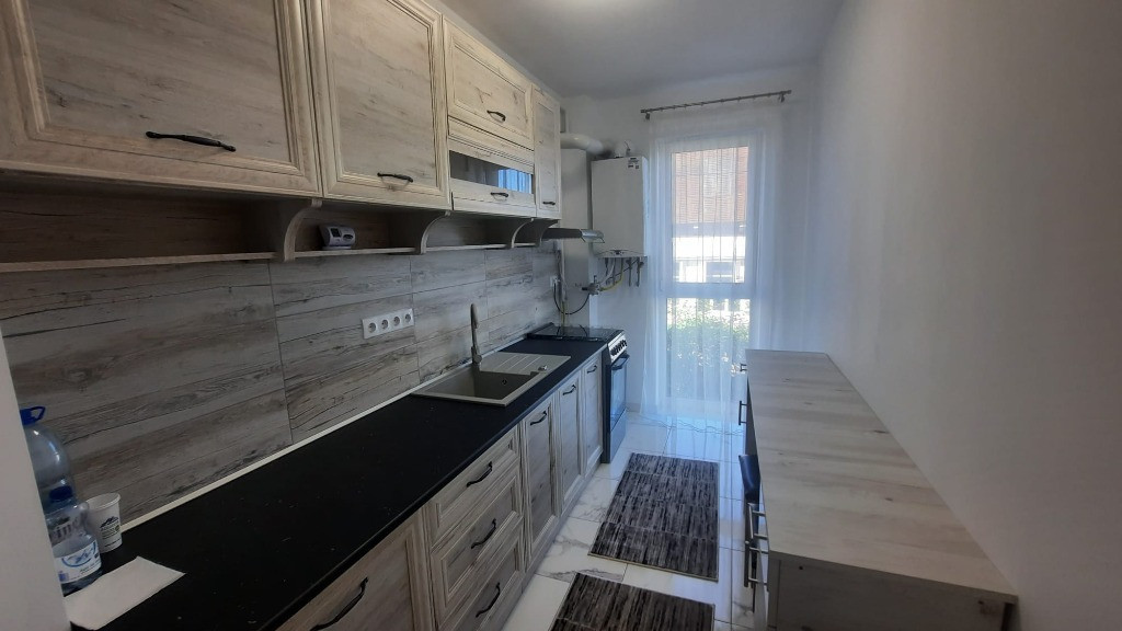 Zona Parc, apartament cu o camera, etaj 1