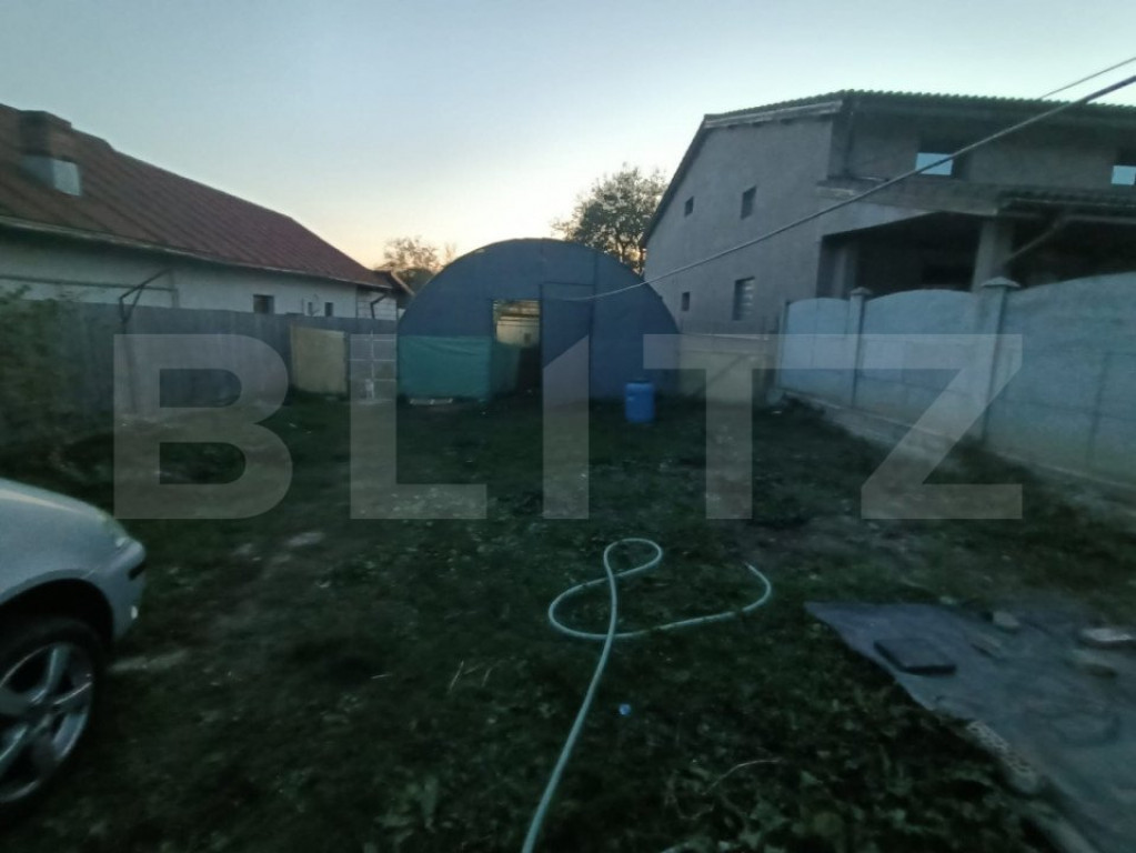 Teren intravilan, 1500 mp, zona Balteni