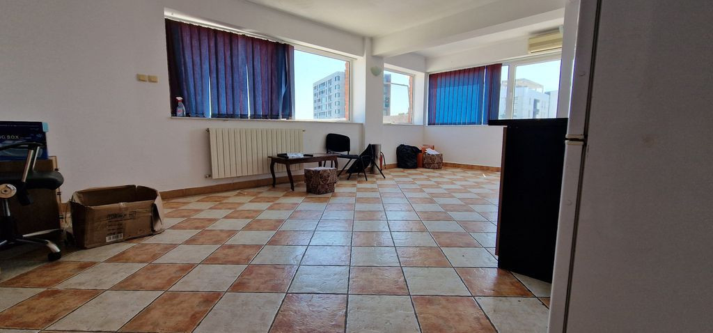 Ideal activiitati liberale sau de locuit.