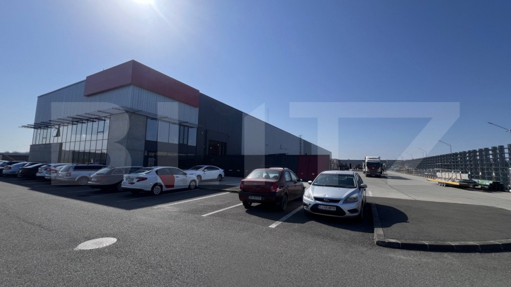 Hala cu pod rulant, cladire admininstrativa. Top!