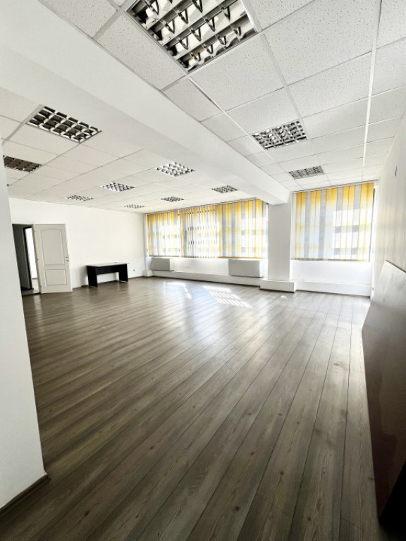 Spatii Birouri Sector 2 Arena Națională x Vatra Luminoasa