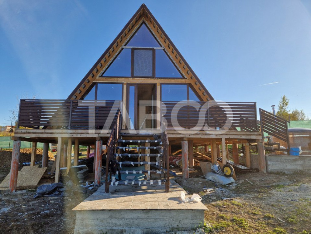 Casa tip A 85 mp utili cu terasa si teren 586 mp Daia Noua