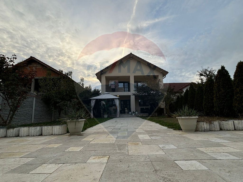 Casă de vânzare în Bariera Vâlcii, Craiova – 160 mp