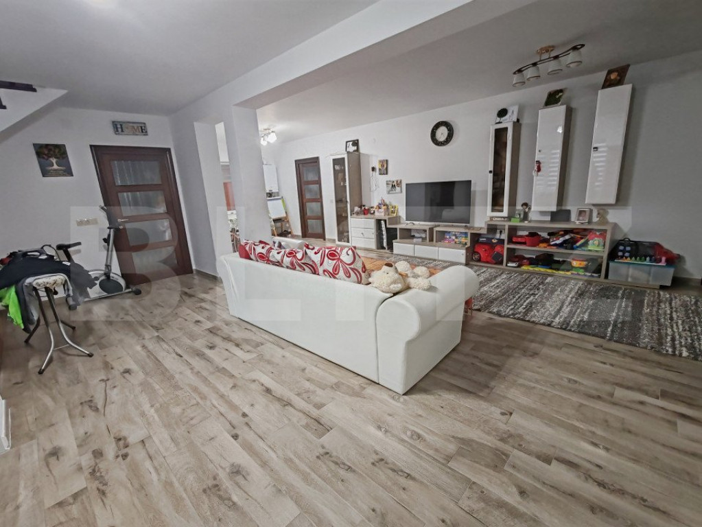 Casa de vanzare 3 dormitoare