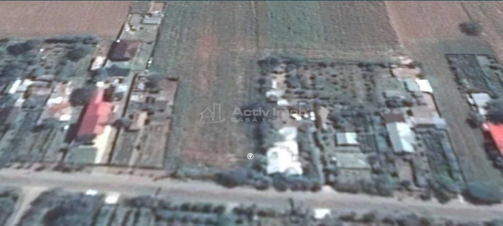 Teren generos, cu suprafa#539;a de 1000 mp intravilan #537;i