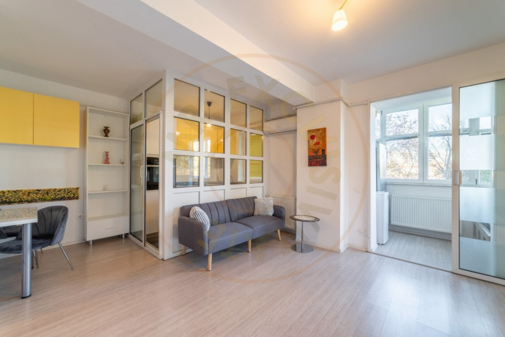 Garsonieră de închiriat - Maya Residences