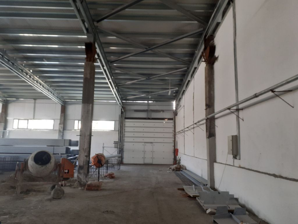 Hala renovata situata in zona Progresul