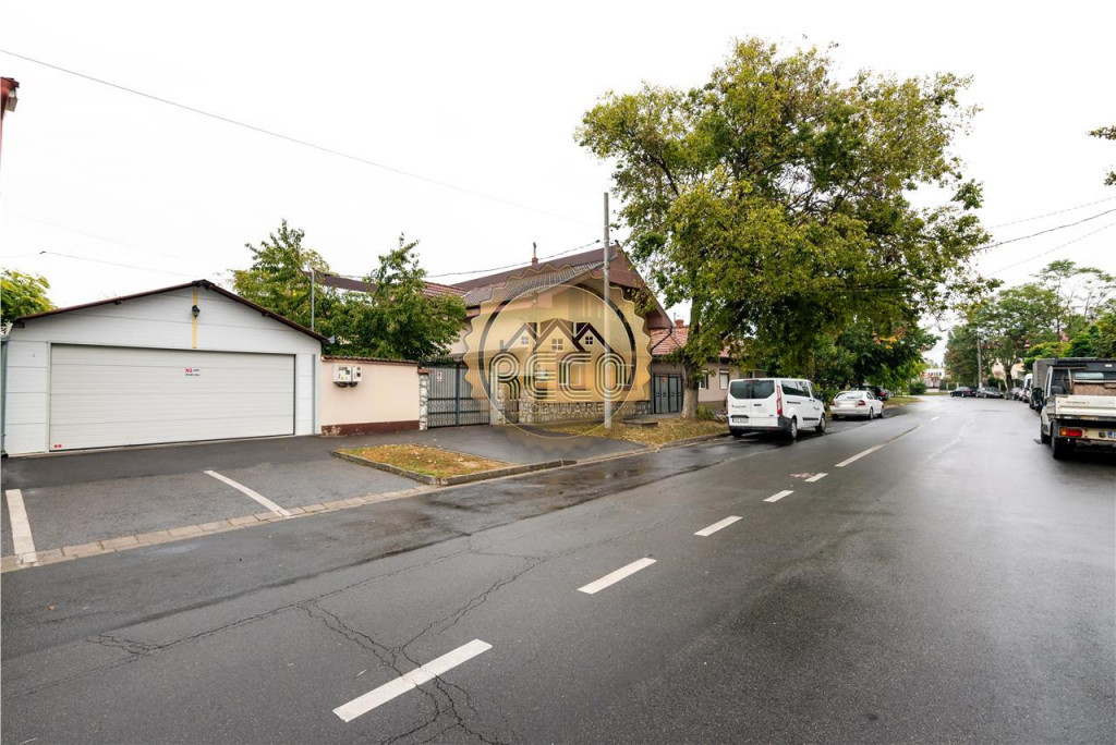 RECO Casa din caramida 7 dormitoare, 2 bai, Str. Razboieni,