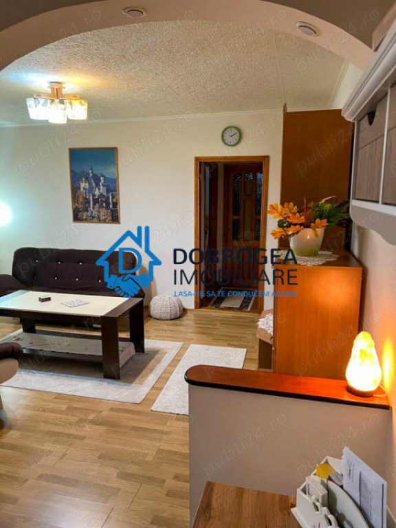 ULTRACENTRAL-3 CAMERE, SEMIDECOMANDAT, ETAJ 3