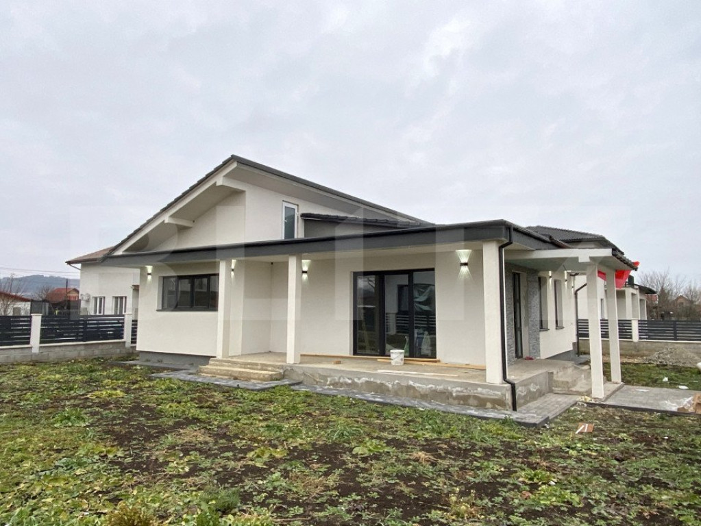 Casa individuala cu design modern JUCU KM 17, 125mp utili, 5