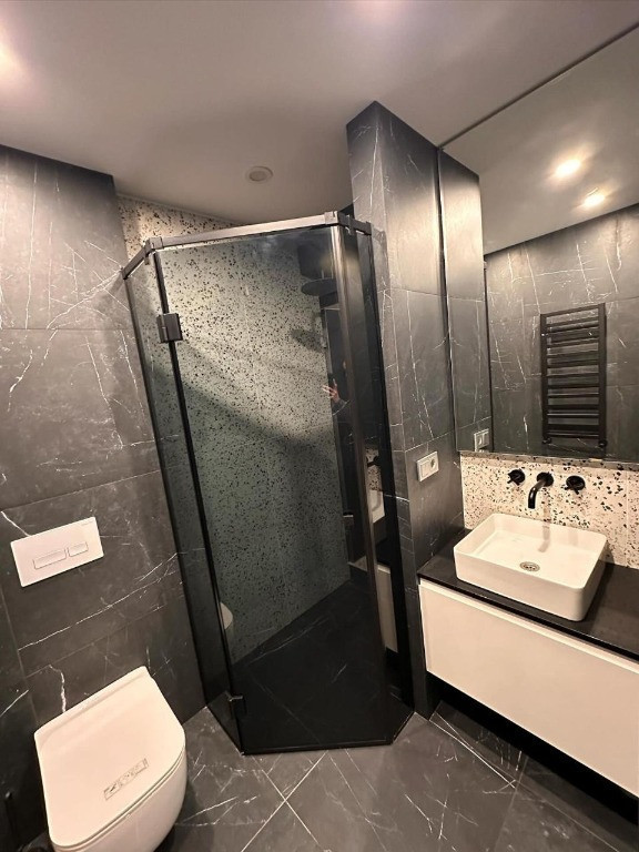 Inchiriez apartament cu 2 camere Intre Lacuri, zona Iulis Mall