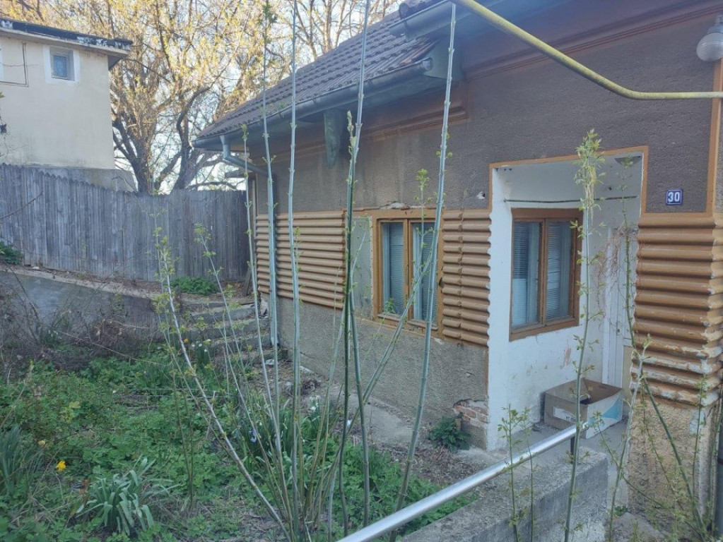 Casa 4 camere, 106 mp, Pitesti Centru