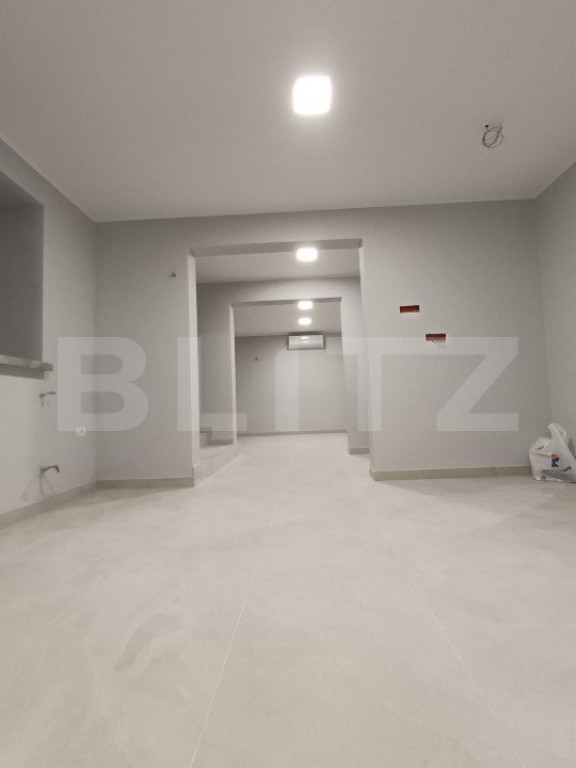 1 casă 160mp + 1 casă 110mp + garaj, pe teren 9ari, zonă