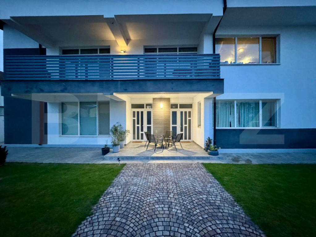 Apartament 3 camere 160mp+curte 300mp, AC, centrala termica,