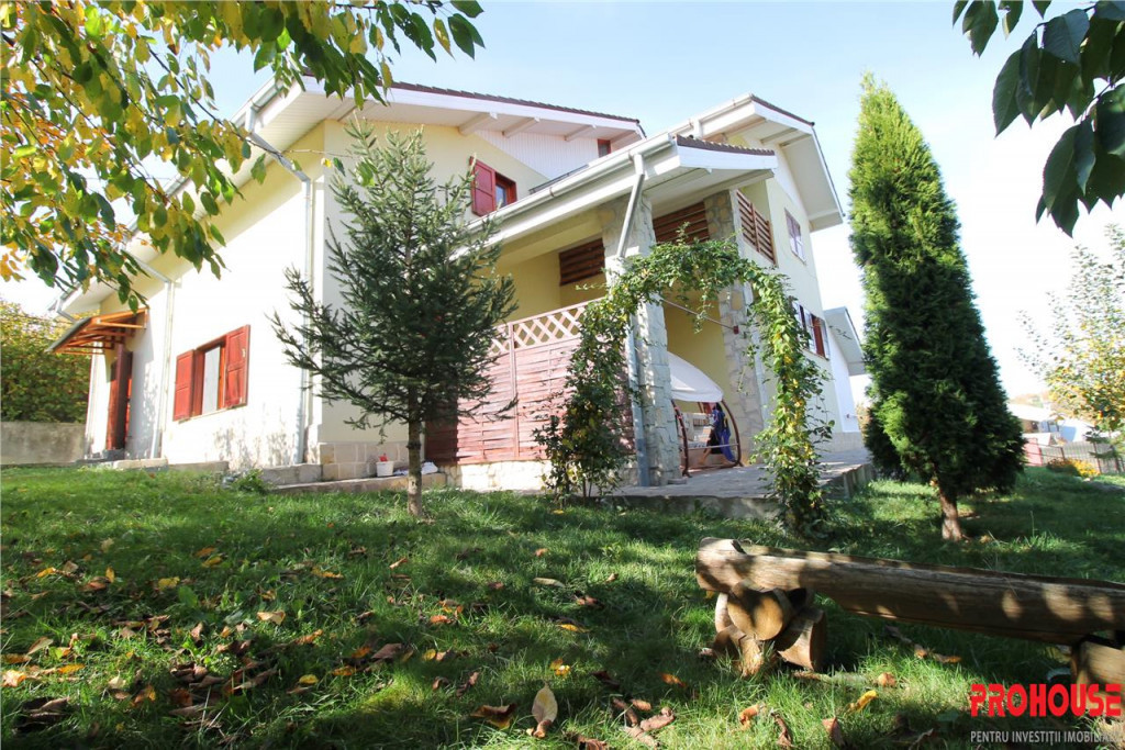 Magura - vila P 1E - teren 1.100mp