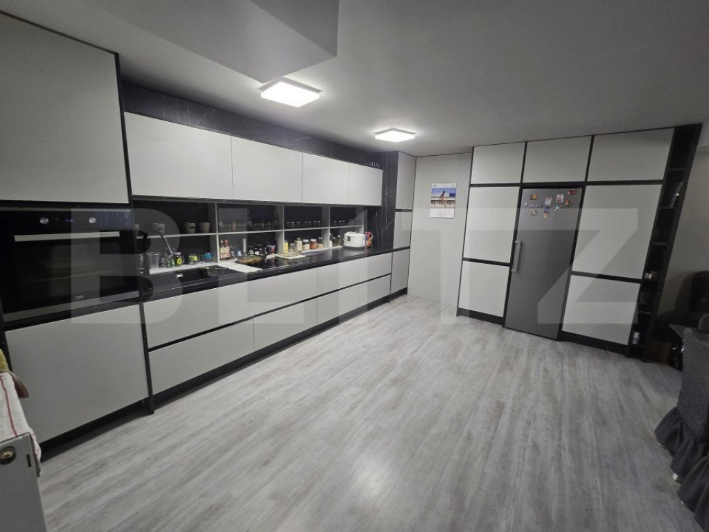 Casa individuala 240mp, 6 camere, teren ~600mp, cu panorama