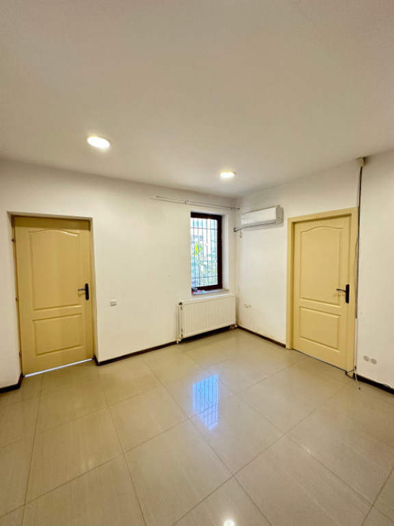 Casa de inchiriat situata in zona CASA DE CULTURA