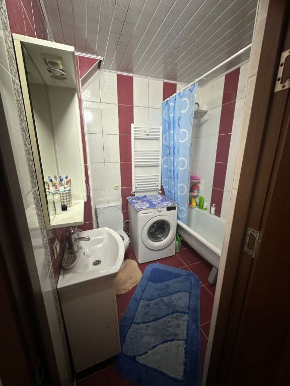 Inchiriez Apartament 1 camera Plopilor