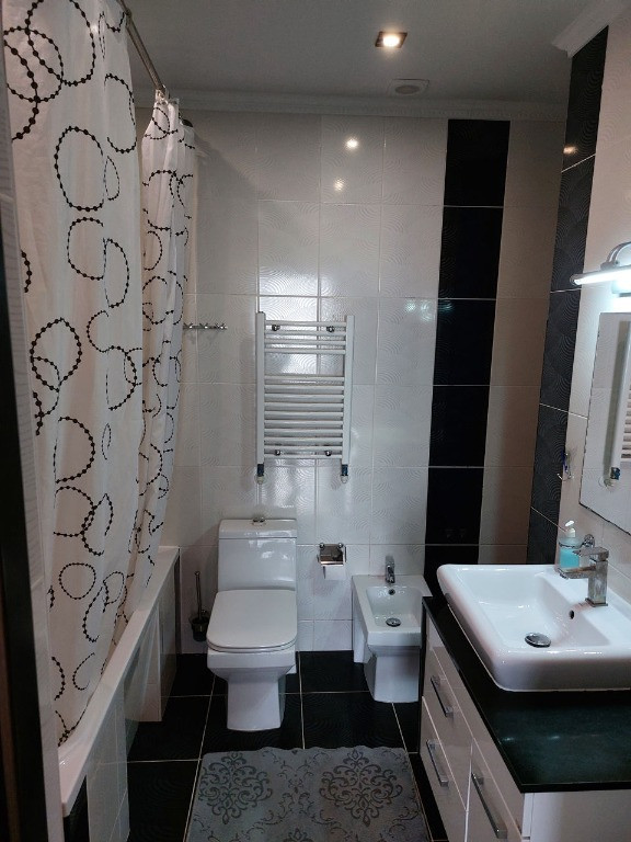 Oferim spre inchiriere apartament cu 3 camere in cartierul Marasti