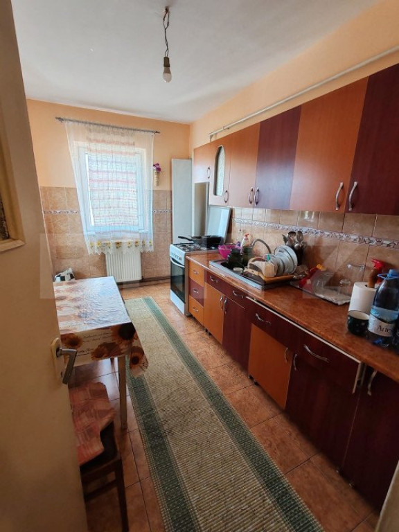 Apartament 4 camere, Gemenii