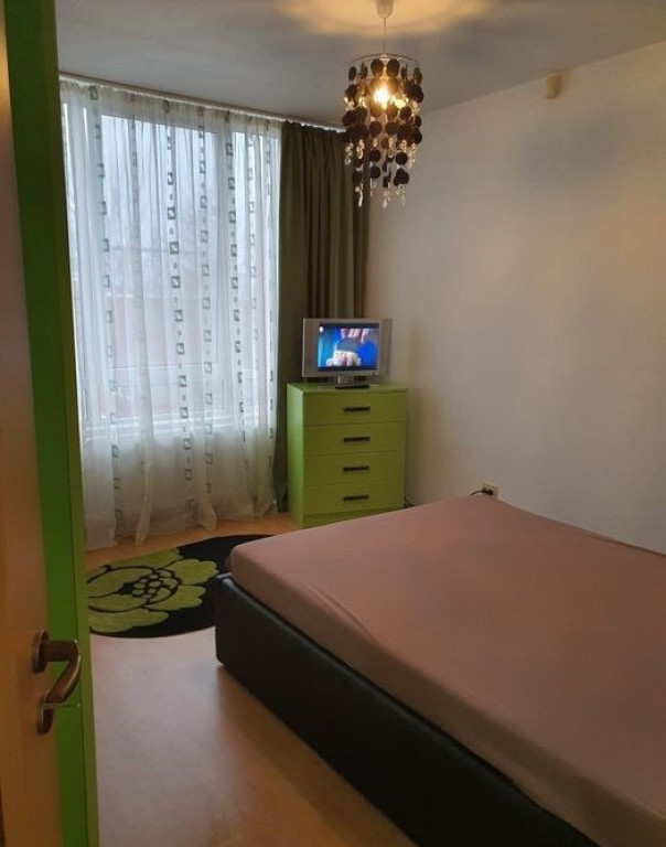 Garsoniera la Piata Romana