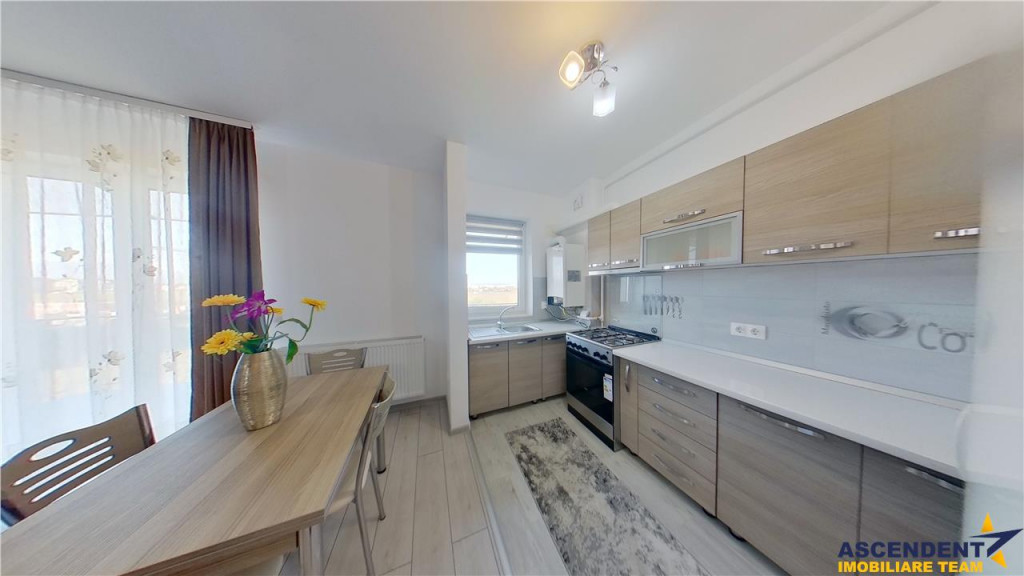 Tur 3D!Prima !Decomandat, cochet mobilat si utilat,Maurer,Co