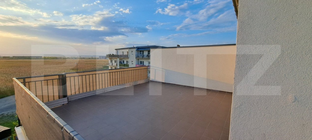 Studio cu terasa superba, zona Turnișor