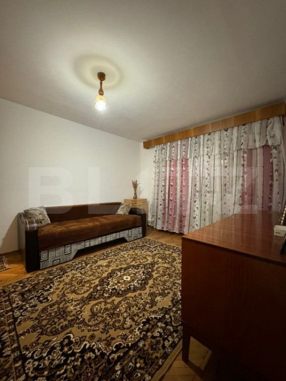 Apartament de inchiriat, 2 camere, 44mp, etaj intermediar, Z