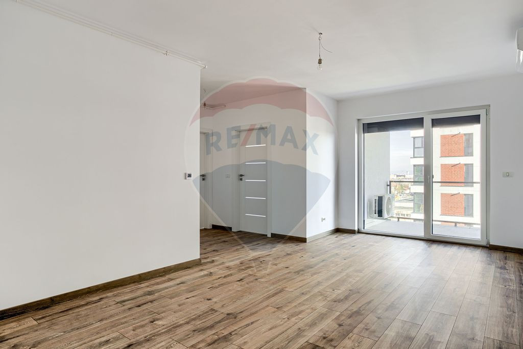 Apartament de vânzare cu 3 camere la Adora Park