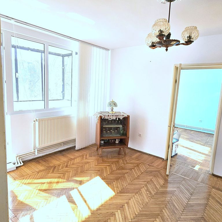 Apartament 3 camere de vânzare în Tiglina 1 – 56 mp, ...