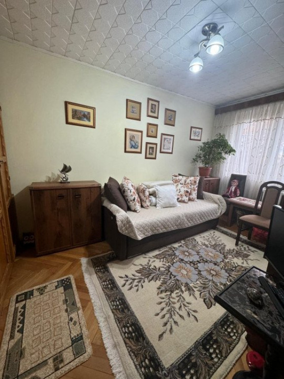 Apartament 2 camere, 49mp, zona Manastirii Bogdana, Radauti