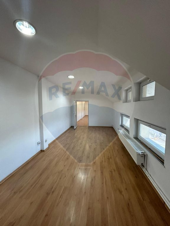 Închiriere 2 spații comerciale - birouri