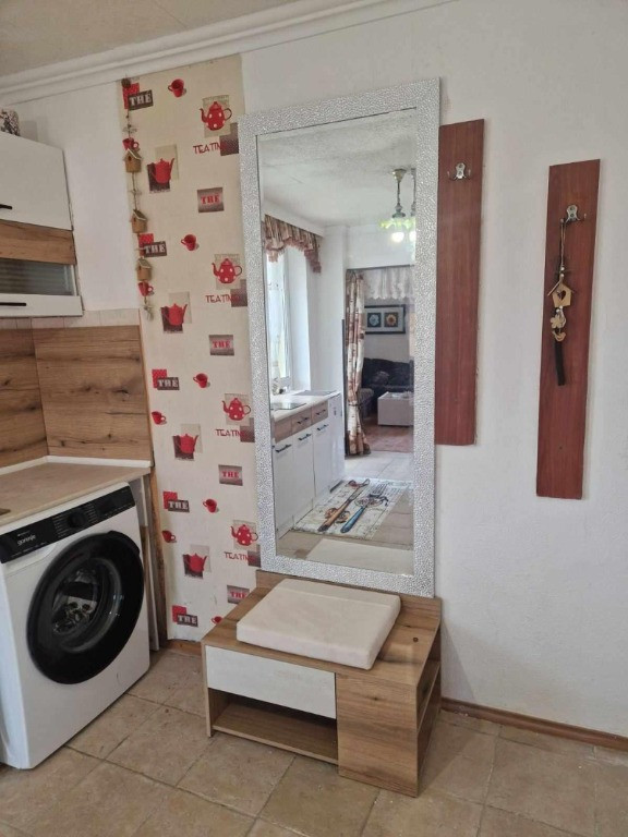 Fabric o camera de inchiriat