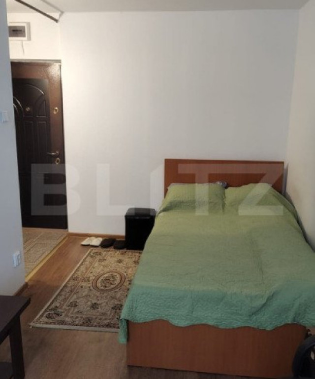 Garsoniera 25 mp, zona Vest