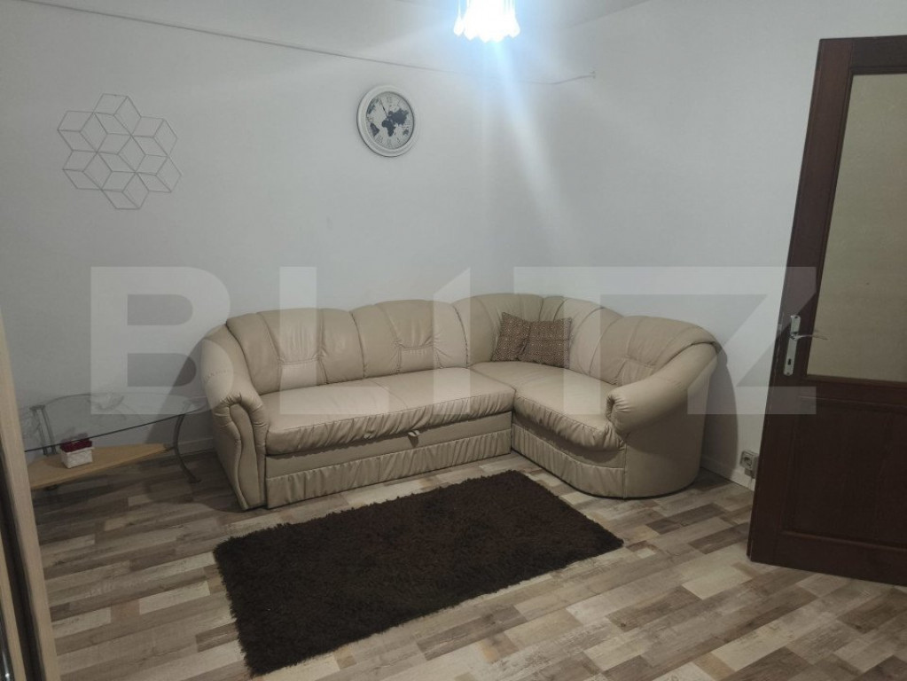 Garsonieră de închiriat, etaj 4, Radauti