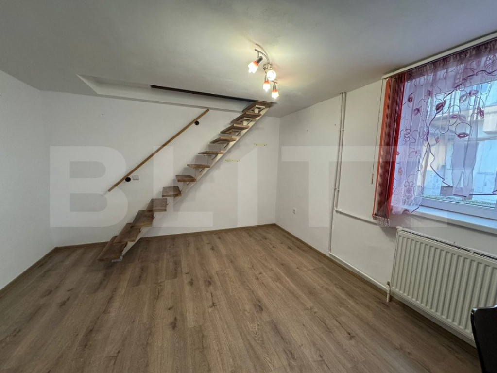 Apartament 2 camere, dispus pe 2 nivele, 40 mp, zona Stefan