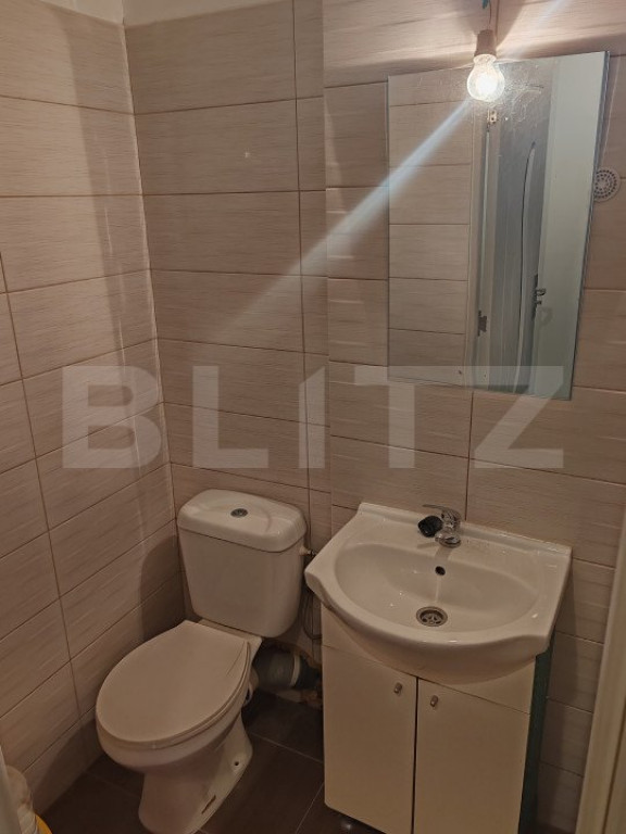 Garsoniera de vanzare, 23 mp, etajul 1, zona-Rovinari