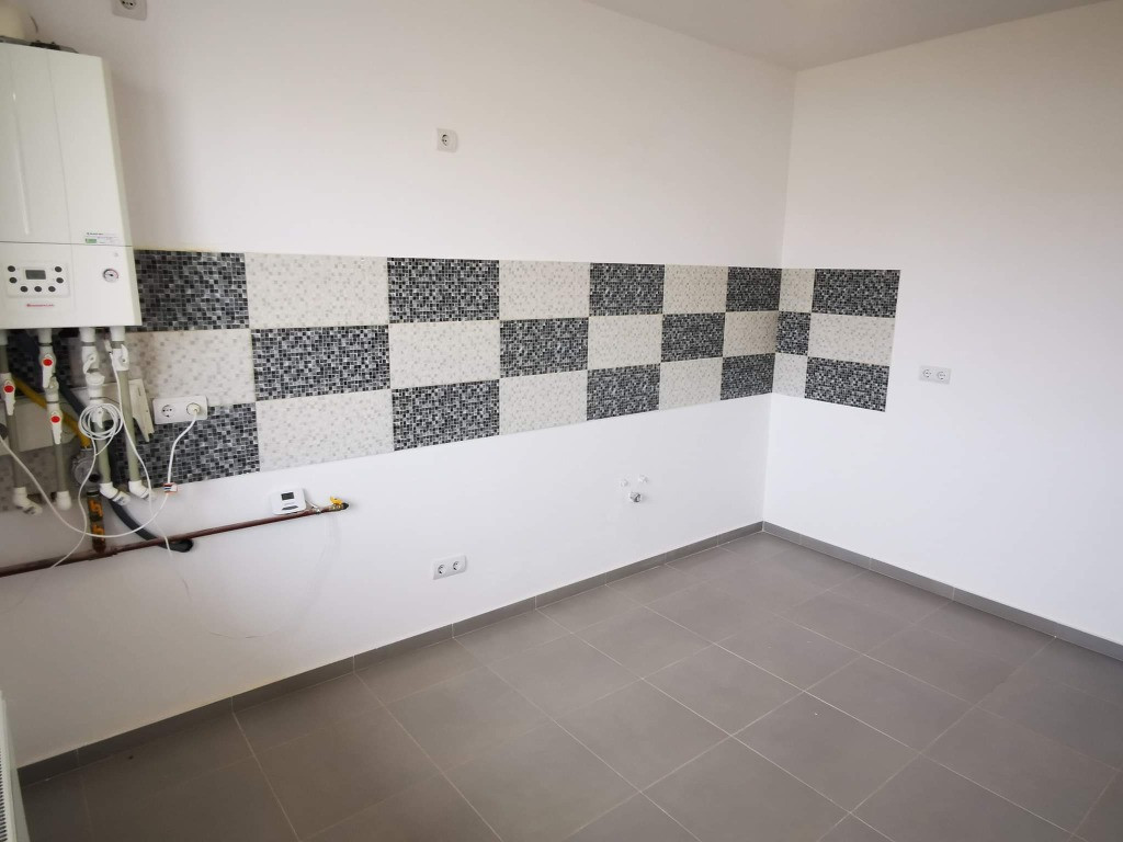 Casa 5 camere, Bragadiru