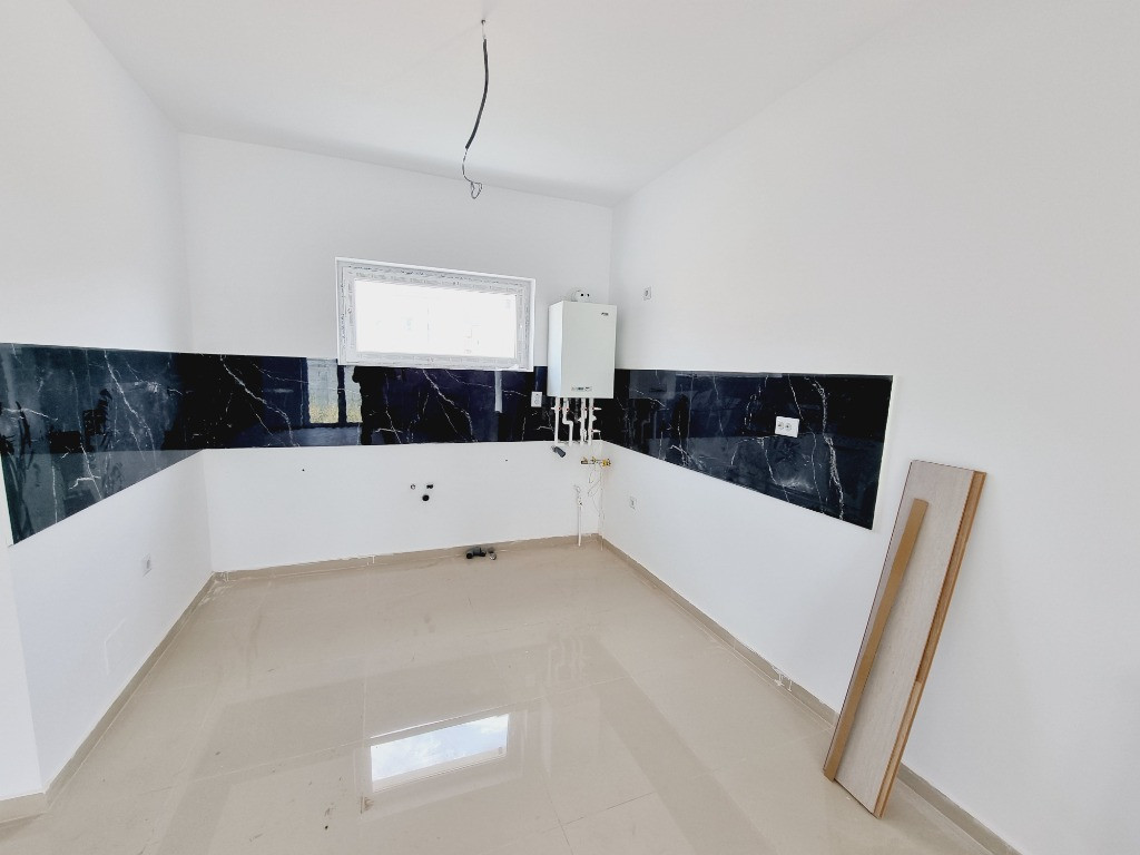 Vila3camere+mansarda 40mp, P+1+M ,comision 0